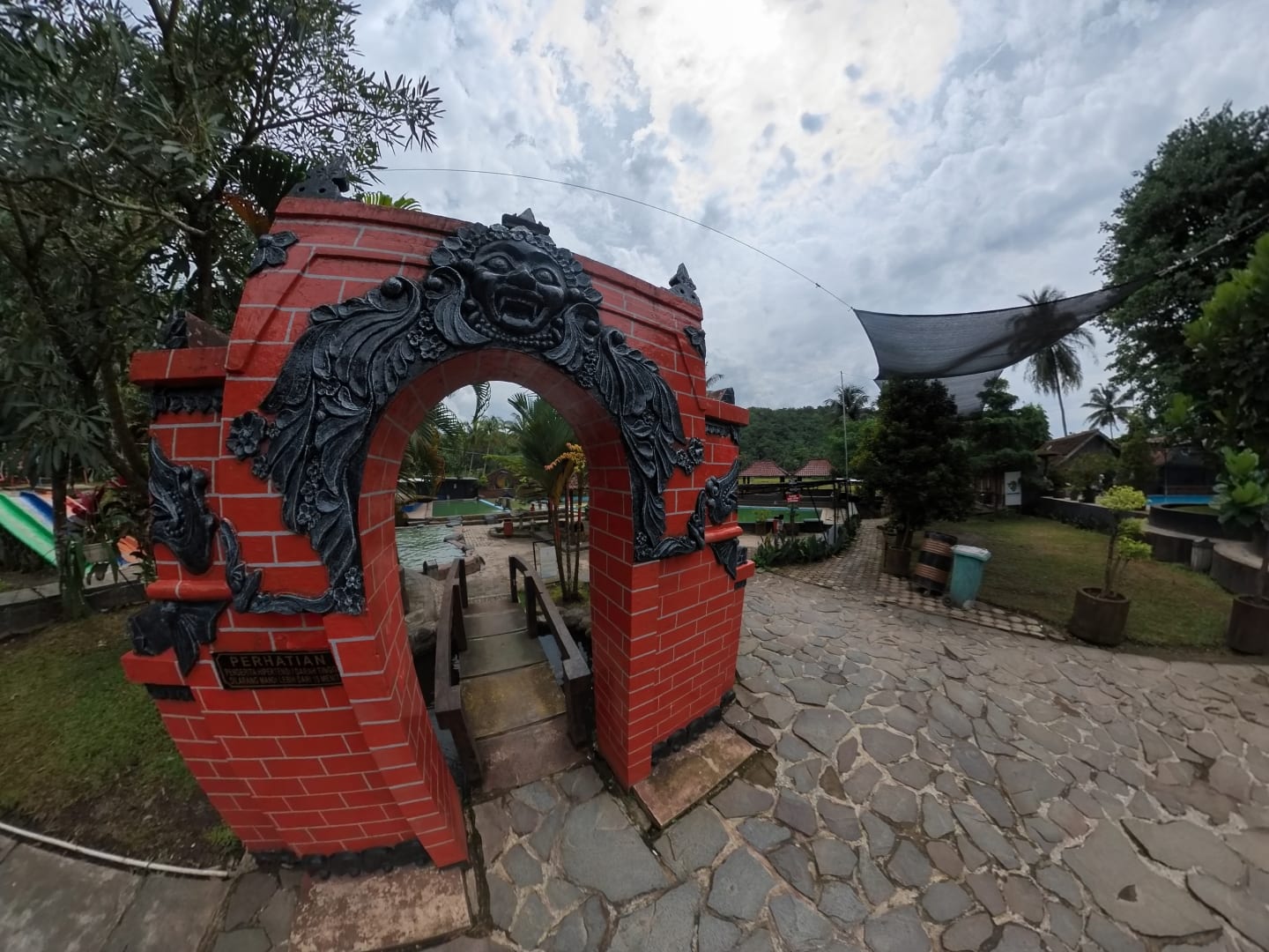 Gambar Cipanas Cileungsing - Destinasi Wisata Sumedang