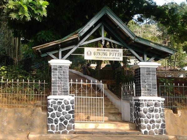 Gambar Gunung Puyuh - Destinasi Wisata Sumedang