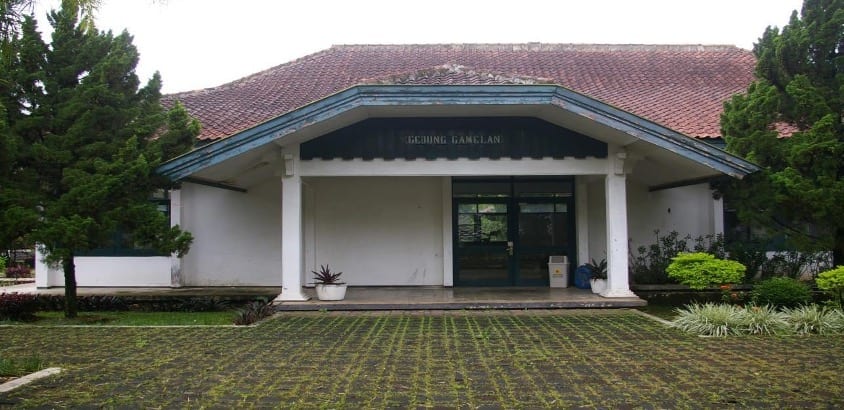 Gambar Gedung Gamelan - Benda Pusaka Sumedang